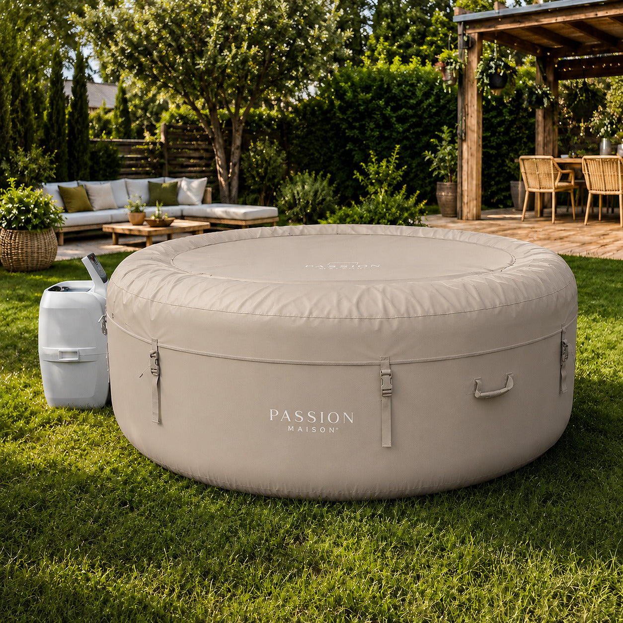 Spa Gonflable 6 Places Passion Maison Monaco – 87 Buses de Massage, Chauffage 40°C & Panneau Tactile